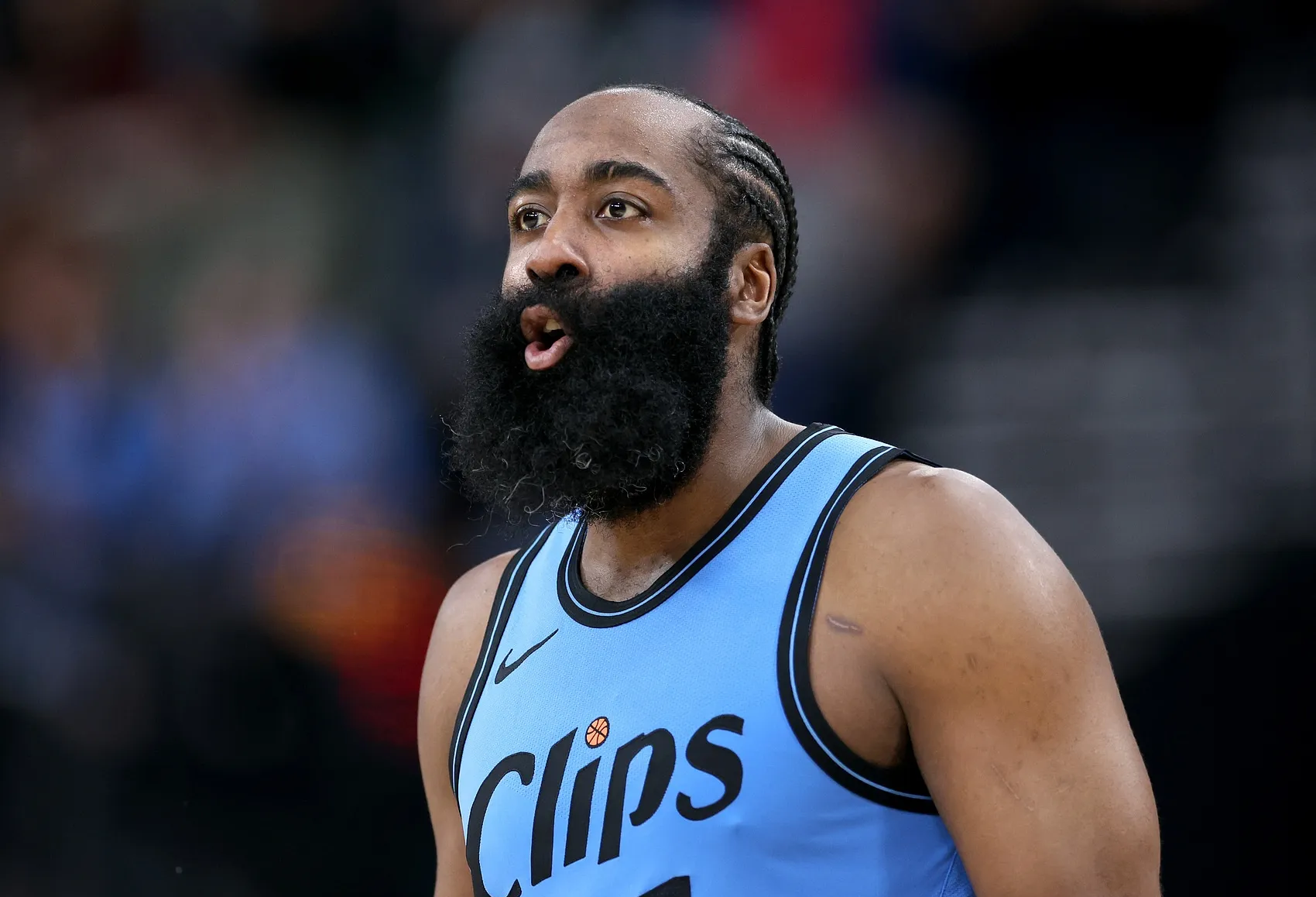 开云中国-马刺独行侠全场回放视频