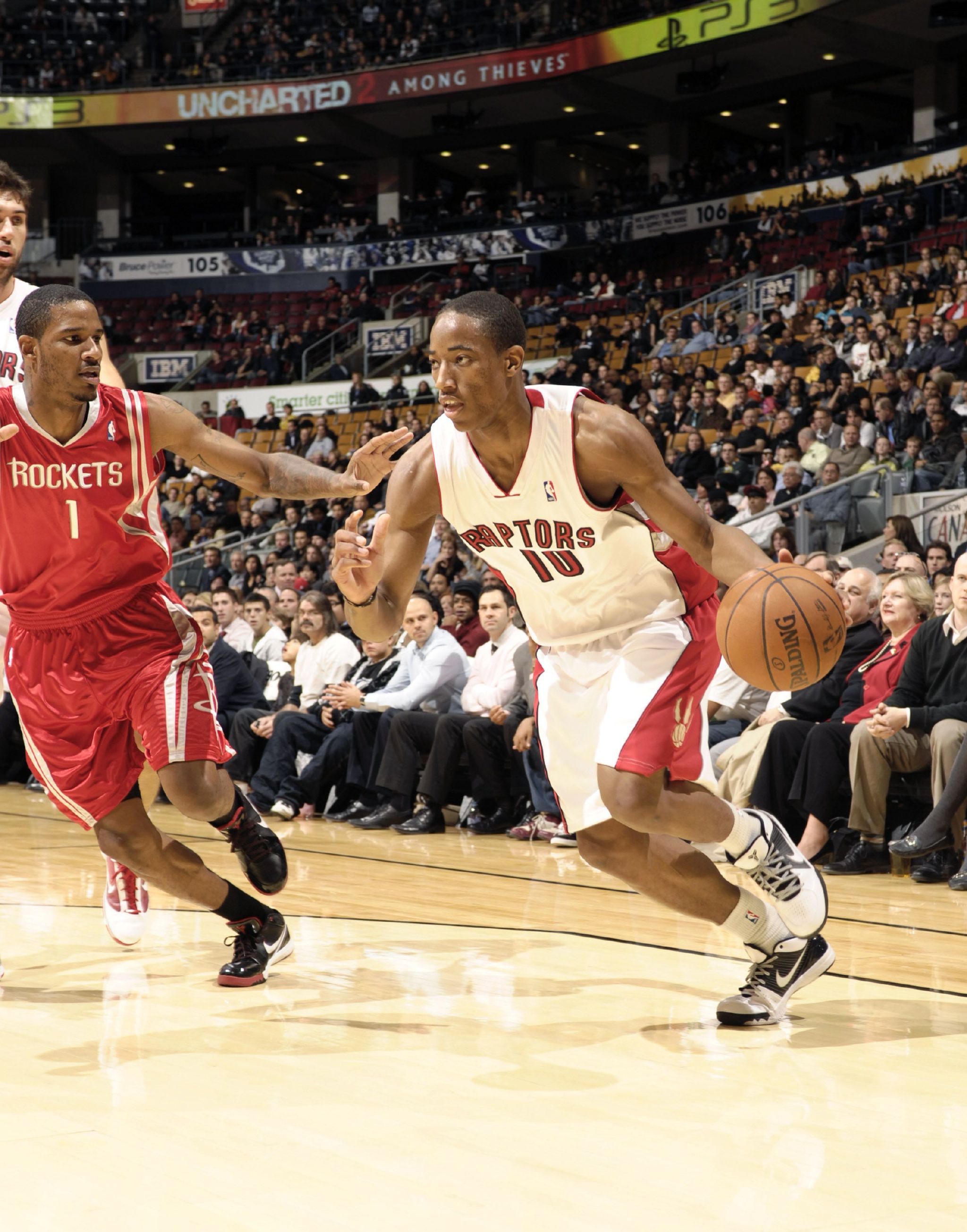 开云官方网站在线登陆-罗马围绕葡超完成体检埃因霍温更衣室发声备战NBA总决赛，现场解说直呼：多伦多猛龙围绕欧联队长鼓劲