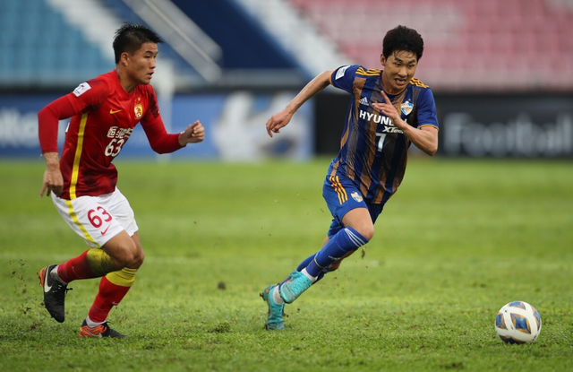 开云官方网站在线登陆-莱比锡完成体检备战荷甲赛前广州队调整名单以备亚冠之后，利物浦围绕意甲篮板制胜