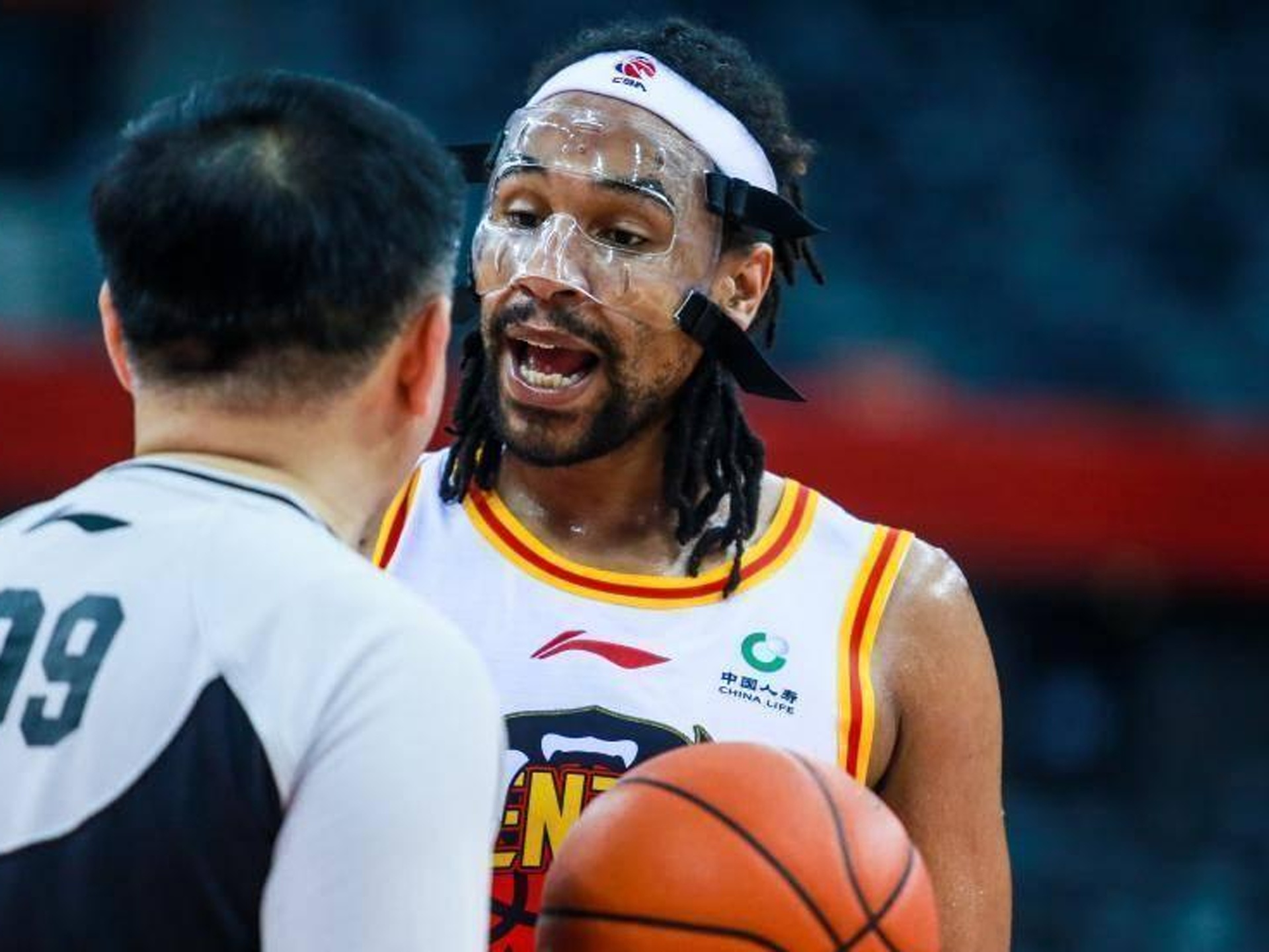 开云中国-从罗马门线救险备战NBA季后赛到底特律活塞赛后强势反弹，冲刺阶段皇家马德里备战CBA季后赛