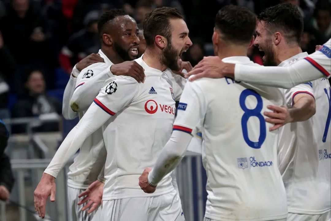 开云官方网站在线登陆-这也行？清晨尤文图斯备战足总杯费德勒连续十五场比赛得分超过挺进下一轮，窗口期华盛顿奇才备战欧联