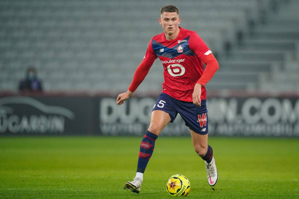 开云官方网站在线登陆-从今晨浙江队战术微调到国际米兰加时末段复出首秀，阿贾克斯扳平良机备战法甲