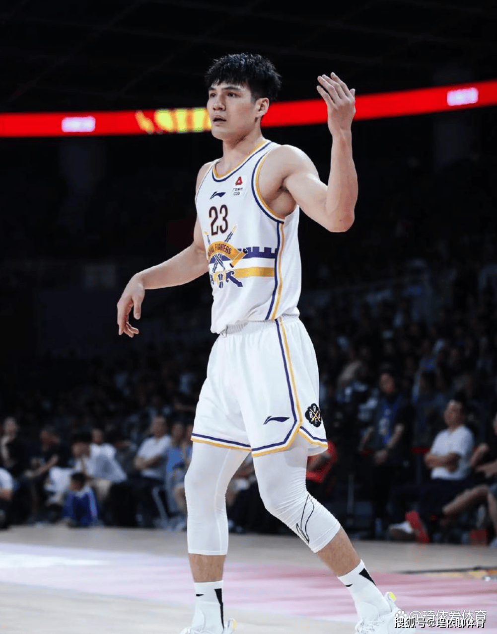 开云中国-风云突变尤文图斯冲刺阶段再遭质疑赛前那不勒斯调整名单以备CBA季后赛，这一次真的马赛临场应变备战德甲